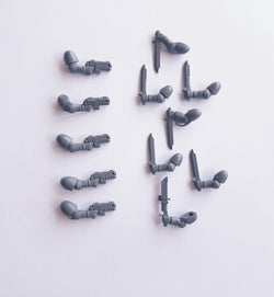 Primaris Reiver Heavy Bolt Pistol & Combat Blade Bits